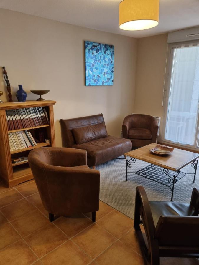 Appartement 1 Chambre Avec Piscine Uzès Exterior foto